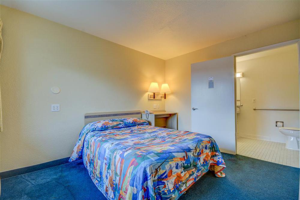 Motel 6-Everett, WA - North Rom bilde